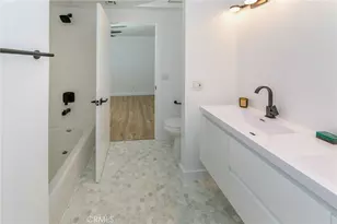 2640 Dalton Ave, Los Angeles, CA 90018 - Photo 8
