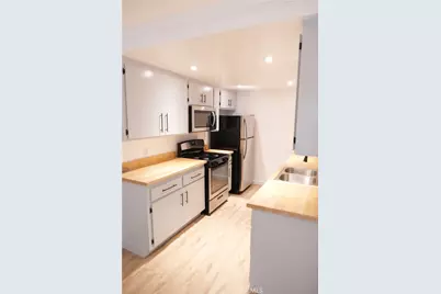2640 Dalton Avenue, Los Angeles, CA 90018 - Photo 6