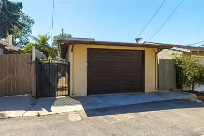 24214 Los Codona Avenue, Torrance, CA 90505 - Photo 66