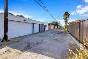6428 S Van Ness, Los Angeles, CA 90047 - Photo 18