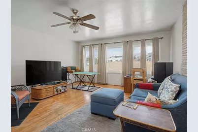 203 E Sycamore Avenue, El Segundo, CA 90245 - Photo 2