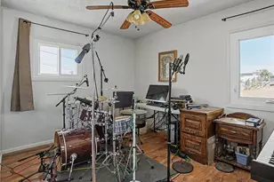 203 E Sycamore Ave, El Segundo, CA 90245 - Photo 6
