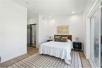 1428 S Cloverdale Avenue #1/2, Los Angeles, CA 90019 - Photo 4
