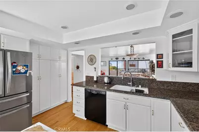 431 Camino De Las Colinas, Redondo Beach, CA 90277 - Photo 4