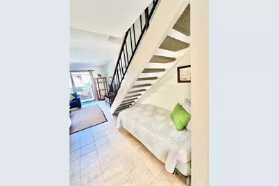 340 Clemente #10, Avalon, CA 90704 - Photo 10