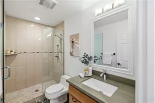 727 Esplanade, Redondo Beach, CA 90277 - Photo 20