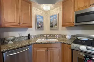 21345 Hawthorne Blvd, Torrance, CA 90503 - Photo 2