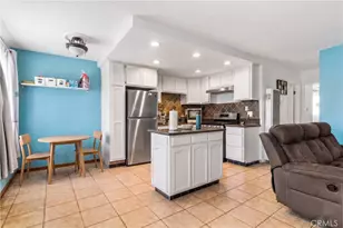 3325 Santa Fe Ave, Long Beach, CA 90810 - Photo 2