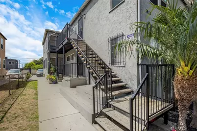 1918 W 35th Street, Los Angeles, CA 90018 - Photo 6