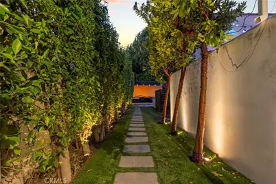 129 N Crescent Heights, Los Angeles, CA 90048 - Photo 42