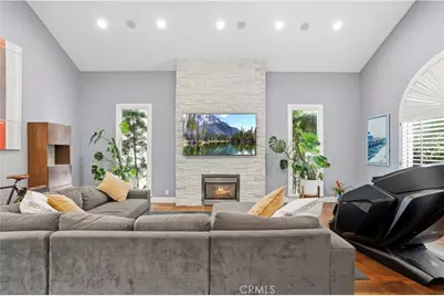 129 N Crescent Heights, Los Angeles, CA 90048 - Photo 4