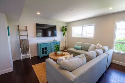 807 El Redondo Avenue, Redondo Beach, CA 90277 - Photo 10