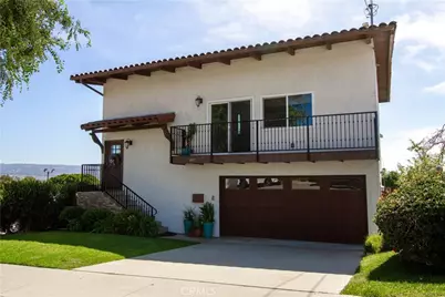 807 El Redondo Avenue, Redondo Beach, CA 90277 - Photo 2