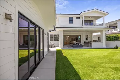 1013 10th Street, Manhattan Beach, CA 90266 - Photo 30