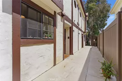 1834 11th Street #2, Santa Monica, CA 90404 - Photo 4