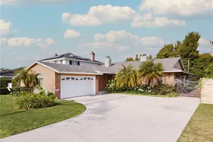864 Maryland, El Segundo, CA 90245 - Photo 1