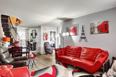 240 W Queen Street #9, Inglewood, CA 90301 - Photo 2