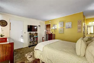 240 W Queen St, Inglewood, CA 90301 - Photo 24