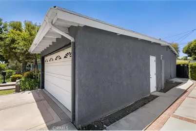 2635 Gondar Avenue, Long Beach, CA 90815 - Photo 38