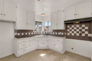 3221 W 113th St, Inglewood, CA 90303 - Photo 12