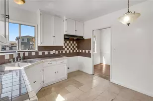 3221 W 113th St, Inglewood, CA 90303 - Photo 14