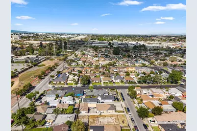 1114 E Glencoe, Compton, CA 90221 - Photo 12