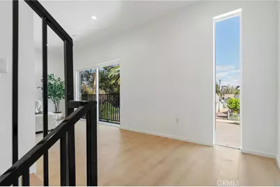 2517 Alsace Avenue, Los Angeles, CA 90016 - Photo 6