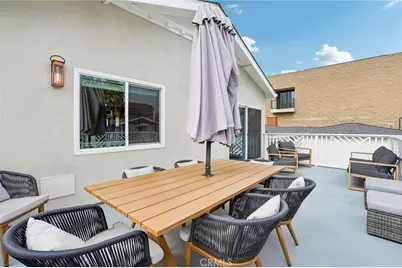 677 5th Street, Hermosa Beach, CA 90254 - Photo 36