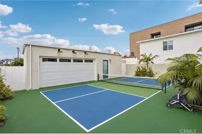 677 5th Street, Hermosa Beach, CA 90254 - Photo 50