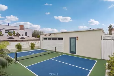 677 5th Street, Hermosa Beach, CA 90254 - Photo 52
