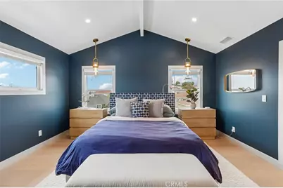 677 5th Street, Hermosa Beach, CA 90254 - Photo 40