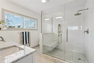 677 5th St, Hermosa Beach, CA 90254 - Photo 44