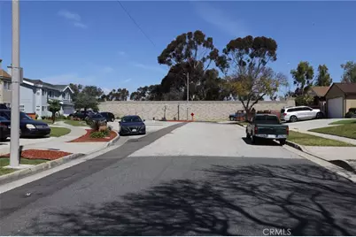 11925 Daleside Avenue, Hawthorne, CA 90250 - Photo 36