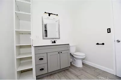 11925 Daleside Avenue, Hawthorne, CA 90250 - Photo 14