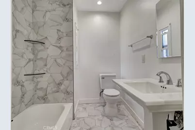 6428 S Van Ness, Los Angeles, CA 90047 - Photo 12