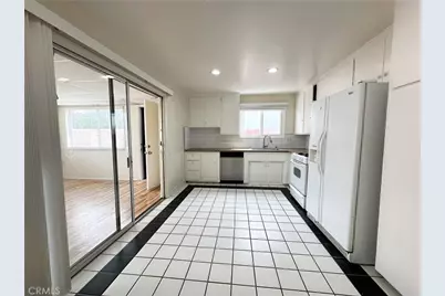 24113 Hartland, West Hills, CA 91307 - Photo 8