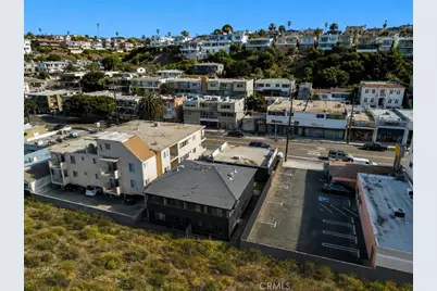 323 Culver Boulevard, Playa del Rey, CA 90293 - Photo 2