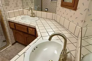 19305 Oneida, Apple Valley, CA 92307 - Photo 16