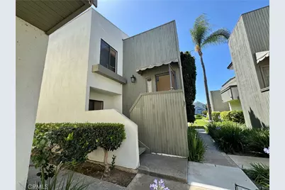 2336 Elden #B, Costa Mesa, CA 92627 - Photo 2