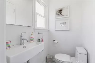 3921 Westside Avenue, Los Angeles, CA 90008 - Photo 14