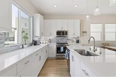 1642 W Saratoga Lane, San Pedro, CA 90732 - Photo 14