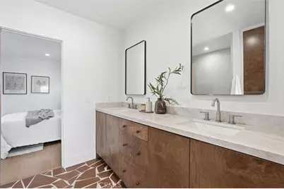 8140 Calabar Avenue, Playa del Rey, CA 90293 - Photo 36