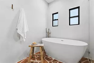 8140 Calabar Ave, Playa del Rey, CA 90293 - Photo 30