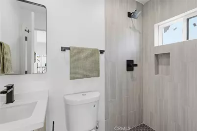1430 S Cloverdale Avenue, Los Angeles, CA 90019 - Photo 14