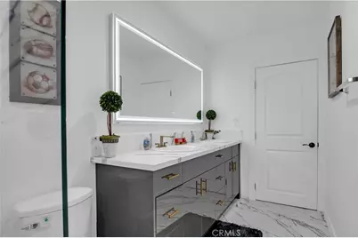 3206 W 27th, Los Angeles, CA 90018 - Photo 64