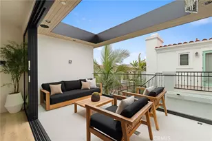 409 Crest Dr, Manhattan Beach, CA 90266 - Photo 18