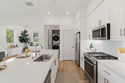 1698 Lexington Lane, San Pedro, CA 90732 - Photo 16