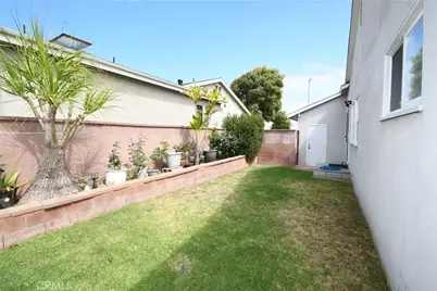5206 Torrance Boulevard, Torrance, CA 90503 - Photo 8