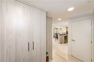 13650 Marina Pointe Dr, Marina del Rey, CA 90292 - Photo 4