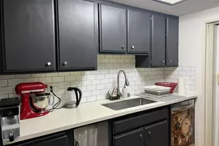 4163 Manhattan Beach Blvd, Lawndale, CA 90260 - Photo 14